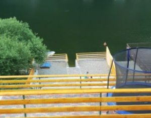 Nyaralók eladó on Gilau