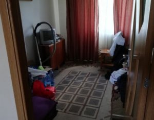 Lakás 4 szobák eladó on Cluj-napoca, Zóna Manastur