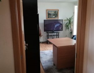 Lakás 4 szobák eladó on Cluj-napoca, Zóna Manastur