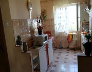 Lakás 4 szobák eladó on Cluj-napoca, Zóna Manastur