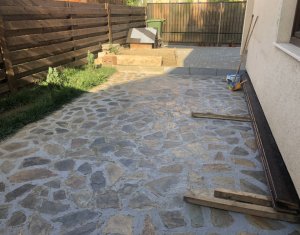 Ház 4 szobák eladó on Floresti