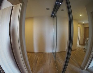 Lakás 4 szobák eladó on Cluj-napoca, Zóna Manastur