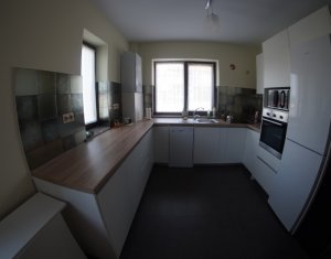 Lakás 4 szobák kiadó on Cluj-napoca, Zóna Manastur