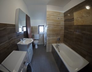 Lakás 4 szobák kiadó on Cluj-napoca, Zóna Manastur