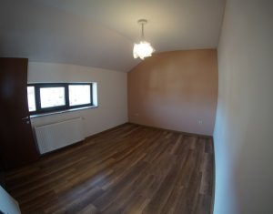 Lakás 4 szobák kiadó on Cluj-napoca, Zóna Manastur