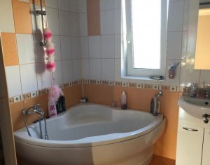 Ház 4 szobák eladó on Floresti