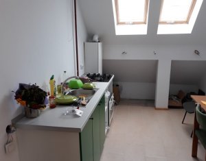 Lakás 2 szobák eladó on Floresti