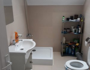 Lakás 2 szobák eladó on Floresti