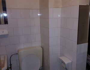 Lakás 4 szobák eladó on Cluj-napoca, Zóna Manastur