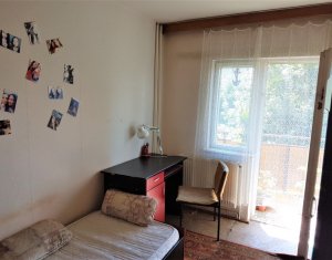 Lakás 4 szobák eladó on Cluj-napoca, Zóna Manastur