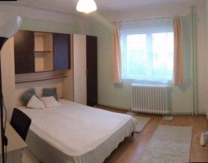 Lakás 4 szobák eladó on Cluj-napoca, Zóna Manastur