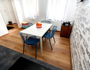 Lakás 4 szobák kiadó on Cluj-napoca, Zóna Centru