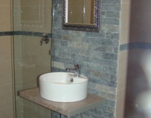 Lakás 4 szobák kiadó on Cluj-napoca, Zóna Centru