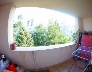 Lakás 4 szobák eladó on Cluj-napoca, Zóna Manastur