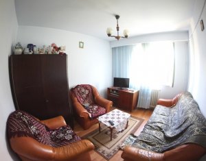 Lakás 4 szobák eladó on Cluj-napoca, Zóna Manastur