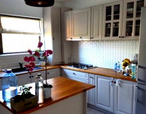 Ház 4 szobák eladó on Floresti