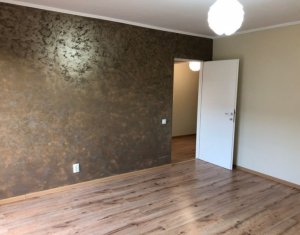 Lakás 1 szobák eladó on Floresti