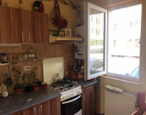 Lakás 1 szobák eladó on Floresti