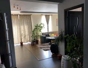 Lakás 2 szobák eladó on Floresti