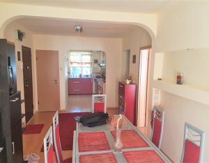 Lakás 4 szobák eladó on Cluj-napoca, Zóna Manastur