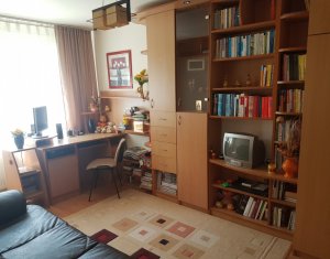 Lakás 4 szobák eladó on Cluj-napoca, Zóna Manastur