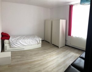 Lakás 3 szobák kiadó on Floresti