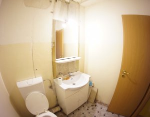 Lakás 3 szobák eladó on Cluj-napoca, Zóna Manastur