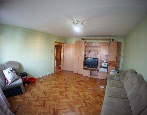 Lakás 3 szobák eladó on Cluj-napoca, Zóna Manastur