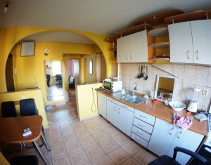 Lakás 3 szobák eladó on Cluj-napoca, Zóna Manastur