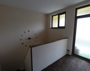 Ház 4 szobák eladó on Floresti