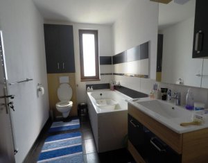 Ház 4 szobák eladó on Floresti