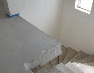 Ház 4 szobák eladó on Dezmir