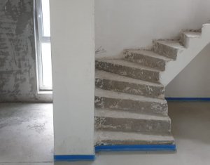 Ház 4 szobák eladó on Dezmir