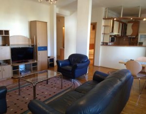 Lakás 3 szobák kiadó on Cluj-napoca, Zóna Centru