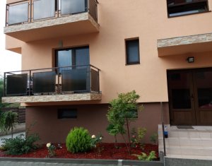 Lakás 2 szobák eladó on Floresti