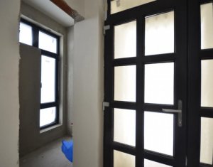 Ház 4 szobák eladó on Floresti