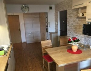 Lakás 3 szobák eladó on Cluj-napoca, Zóna Manastur