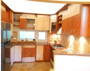 Lakás 3 szobák kiadó on Cluj-napoca, Zóna Centru