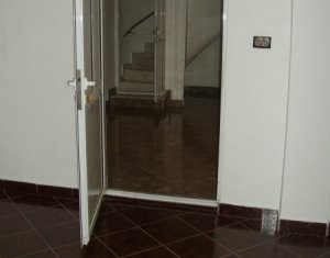 Ház 5 szobák eladó on Cluj-napoca, Zóna Manastur