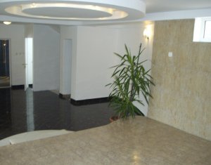 Spatiu birouri  , 210mp, ideala pentru pentru cabinete, Zona Centrala