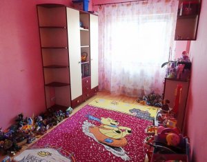 Lakás 4 szobák kiadó on Cluj-napoca, Zóna Manastur