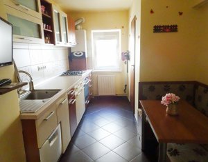 Lakás 4 szobák kiadó on Cluj-napoca, Zóna Manastur