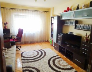 Lakás 4 szobák kiadó on Cluj-napoca, Zóna Manastur