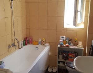 Ház 4 szobák eladó on Floresti