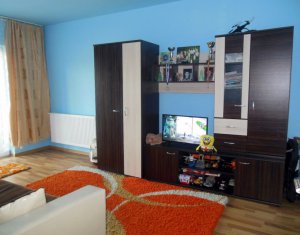 Lakás 2 szobák eladó on Floresti