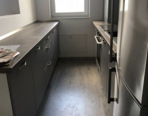 Appartement 3 chambres à vendre dans Floresti