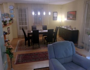 Lakás 4 szobák eladó on Cluj-napoca, Zóna Manastur
