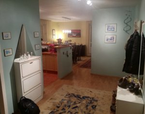 Lakás 4 szobák eladó on Cluj-napoca, Zóna Manastur