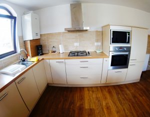 Lakás 4 szobák kiadó on Cluj-napoca, Zóna Dambul Rotund