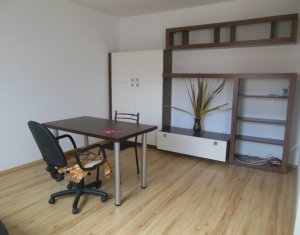 Lakás 2 szobák eladó on Floresti